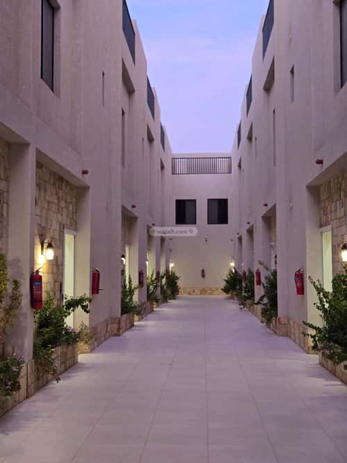 فيلا 181 متر مربع غربية على شارع 30م النرجس، شمال الرياض، الرياض