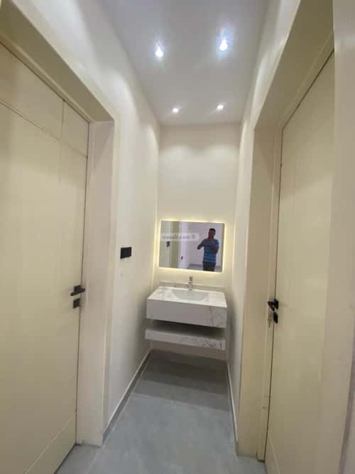 5 bedroom floor in Okaz