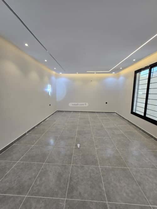Villa 370 SQM Facing South on 10m Width Street Al Wasat District, Alttayif