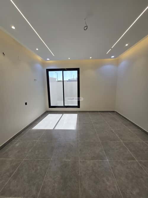 Villa 370 SQM Facing South on 10m Width Street Al Wasat District, Alttayif