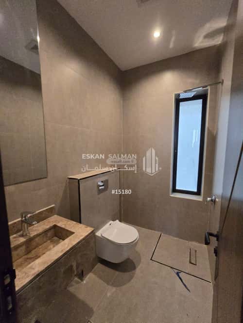 Apartment with 5 Bedrooms Al Shooalah, Aldammam