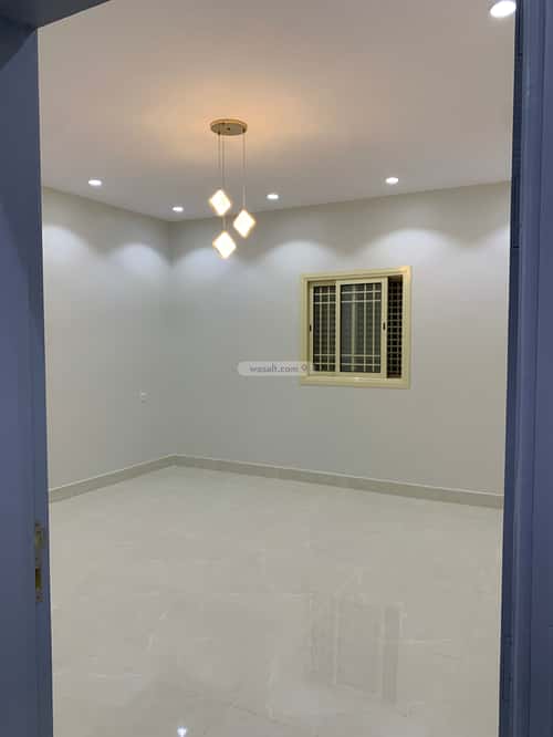 Building 661 SQM with 2 Floors Facing North Al Difa'A, Madinah