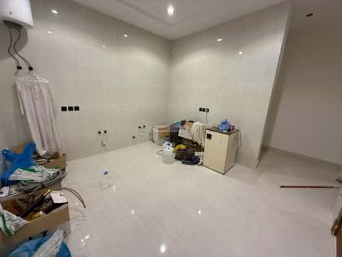 Floor 205.46 SQM with 3 Bedrooms Ar-Rimal, East Riyadh, Riyadh