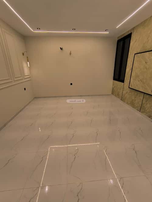 Villa 338 SQM Facing East on 20m Width Street Al Wasat District, Alttayif