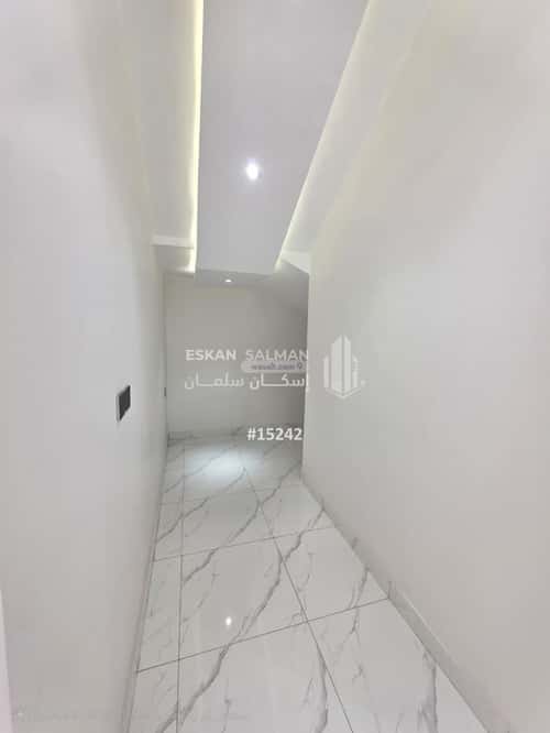 فيلا 491 متر مربع جنوبية على شارع 15م الغدير، أبها