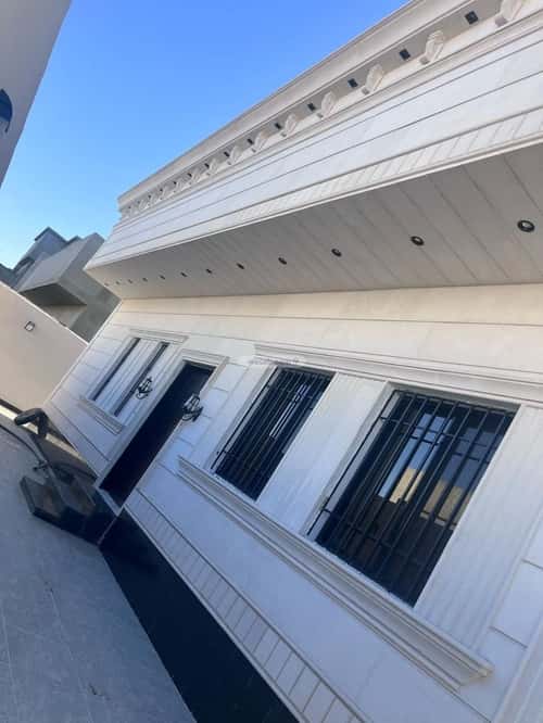 Floor 450 SQM with 10 Bedrooms Wadi Jaleel, Alttayif