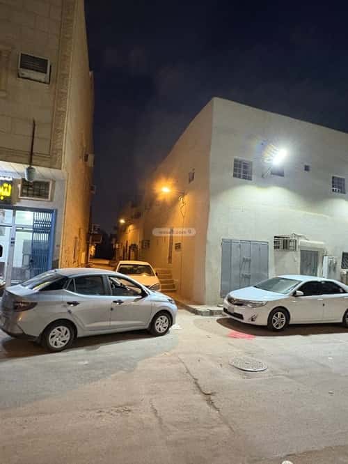 عمارة 107.35 متر مربع واجهة غربية العود، وسط الرياض، الرياض