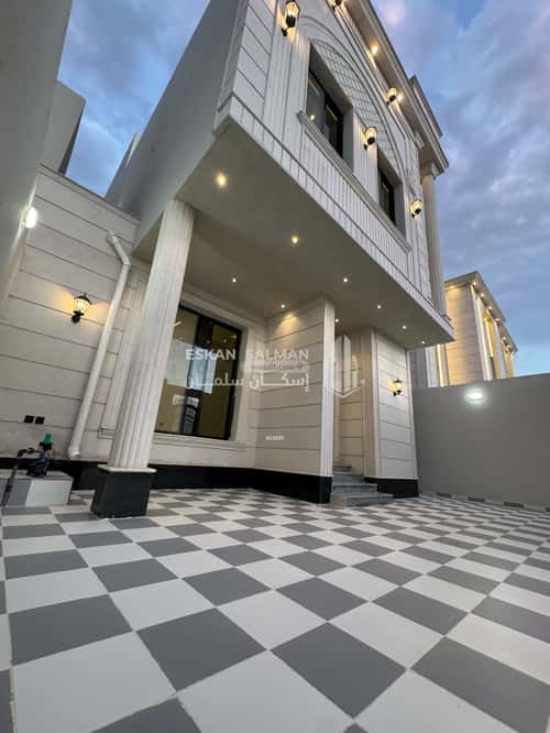 فيلا 351.7 متر مربع غربية على شارع 15م الرحبة، الطائف