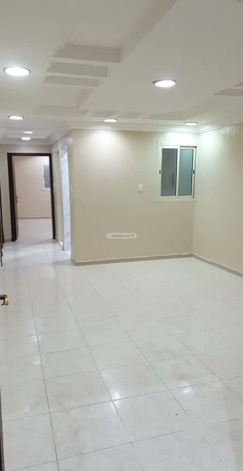 Building 500 SQM Facing East with 2 Floors King Fahad Dist, Aldammam
