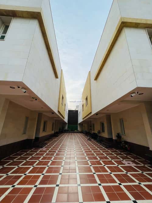 Villa 989.4 SQM Facing South with 3 Bedrooms Al Naeem, North Jeddah, Jeddah