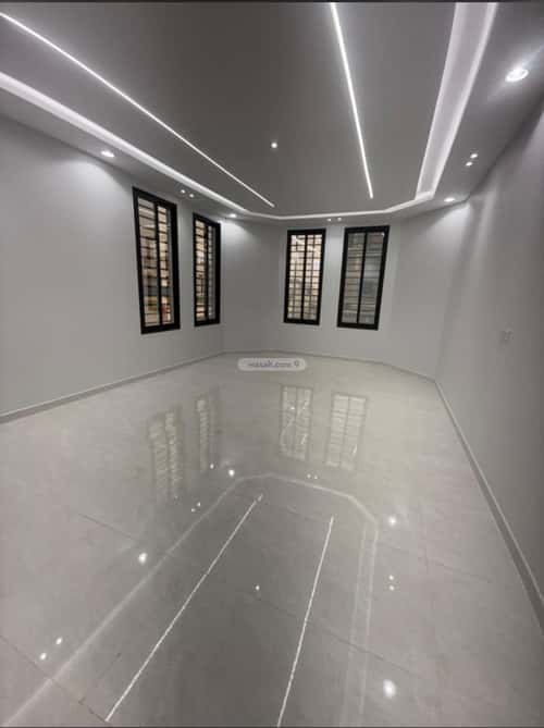 Villa 515 SQM facing North West on 25m width street النهضة، أحد رفيدة