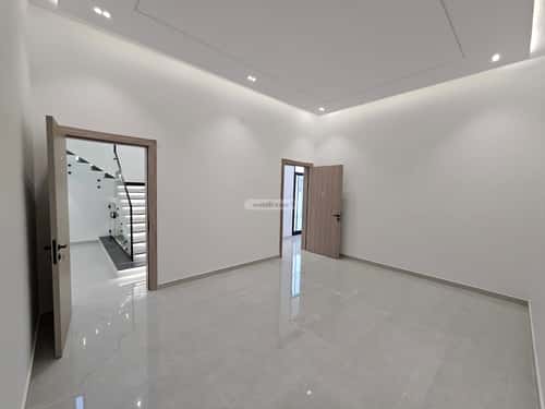 Villa 334 SQM Facing South on 18m Width Street Al-Maizaliyah, East Riyadh, Riyadh