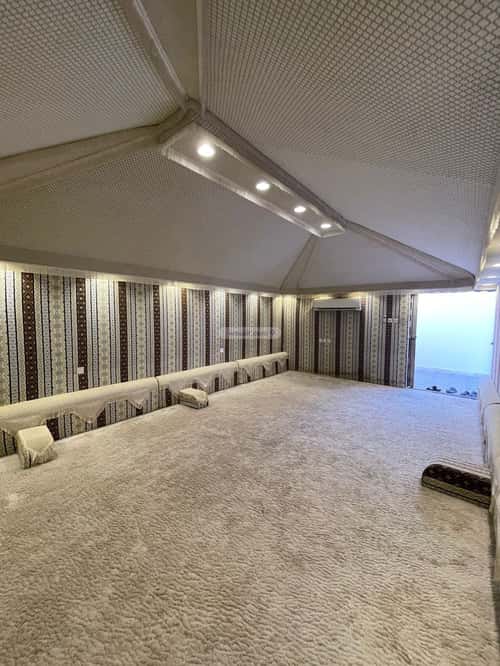 Apartment 205 SQM with 5 Bedrooms Ibn Taymiyyah, Madinah