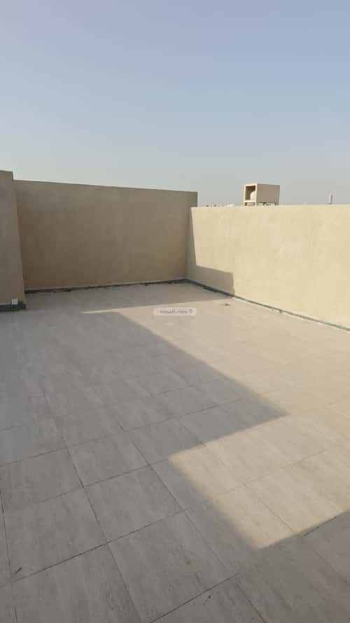 فيلا 250 متر مربع شمالية على شارع 20م ضاحية الملك فهد، الدمام