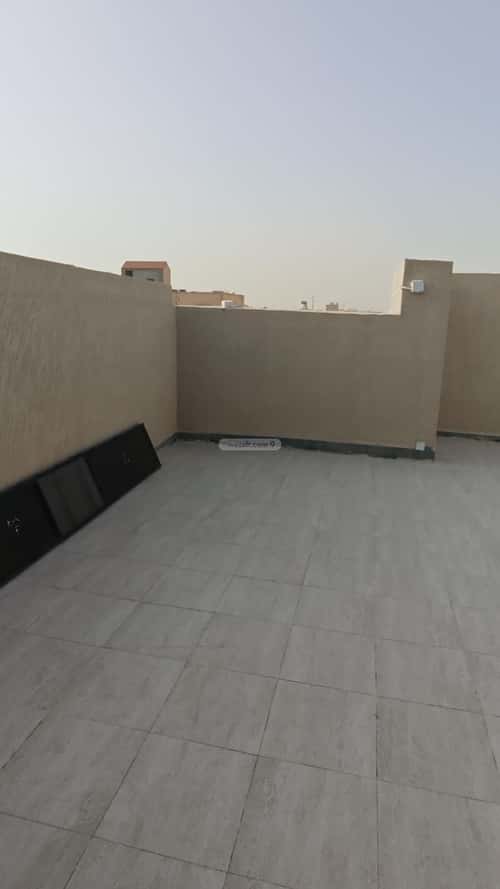 Villa 250 SQM Facing North on 20m Width Street King Fahad Dist, Aldammam