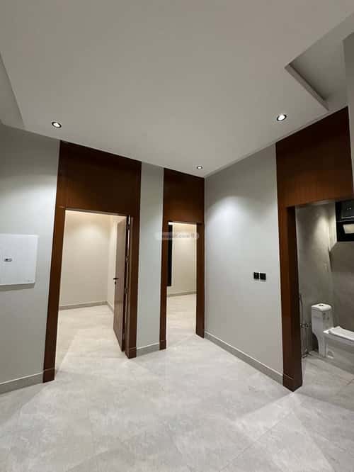 فيلا 250 متر مربع شرقية على شارع 20م الملك فيصل، شرق الرياض، الرياض