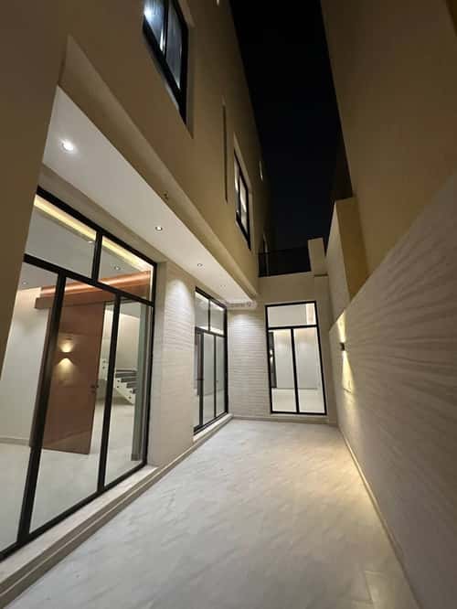 Villa 250 SQM Facing East on 20m Width Street King Faisal, East Riyadh, Riyadh