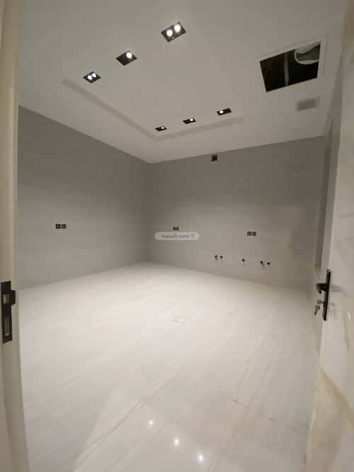 Villa 300 SQM Facing South on 20m Width Street Al-Mahdiyah, West Riyadh, Riyadh