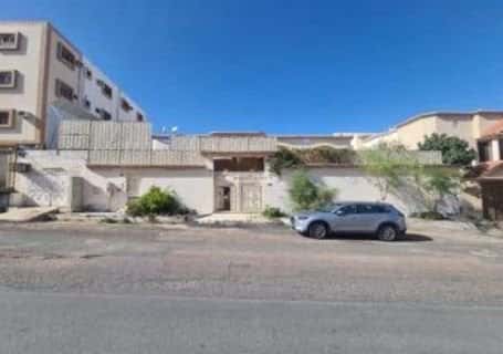 Land 828 SQM Facing South on 25m Width Street Al-Hilqah Al-Sharqiyah, Alttayif