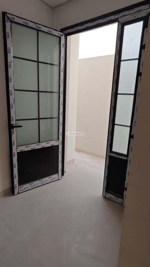 Villa 262.5 SQM Facing East on 20m Width Street King Fahad Dist, Aldammam