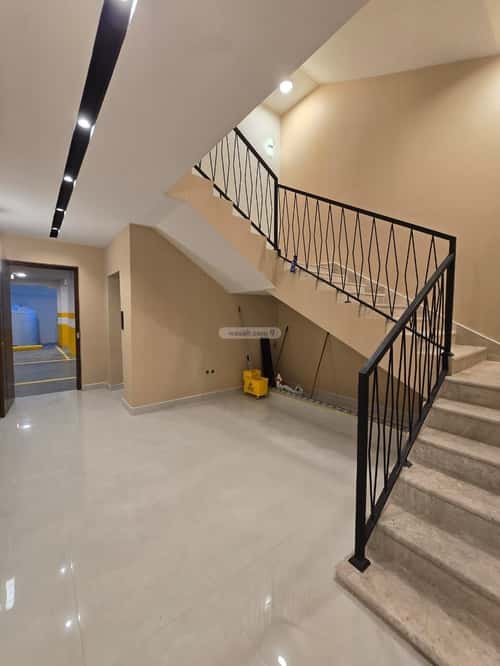 Apartment with 4 bedrooms الشعلة، الدمام