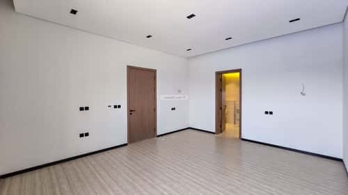 Semi-Furnished Floor with 3 Bedrooms King Abdullah, Central Riyadh, Riyadh