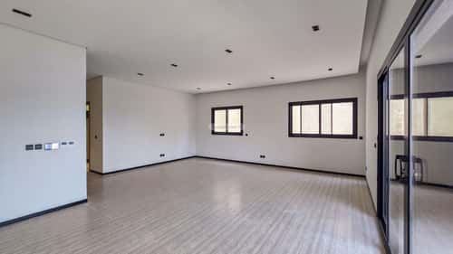 Semi-Furnished Floor with 3 Bedrooms King Abdullah, Central Riyadh, Riyadh