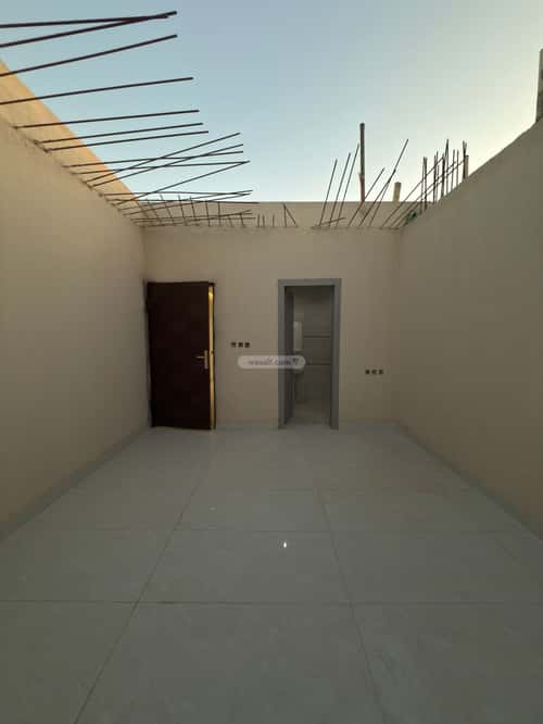 5 bedroom floor in Badr