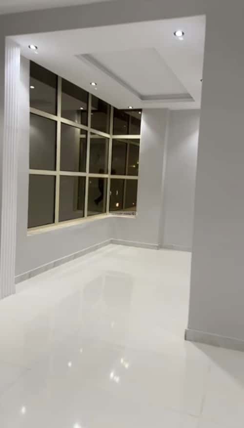 Villa 290 SQM Facing West with 7 Bedrooms Al Salyhyah, East Jeddah, Jeddah