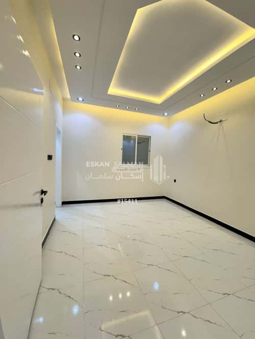 شقة ب 7 غرف المعلاة، أحد رفيدة