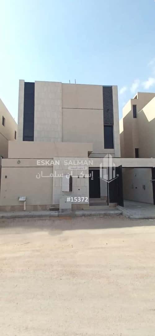 فيلا 312 متر مربع شمالية على شارع 18م المعيزيلة، شرق الرياض، الرياض