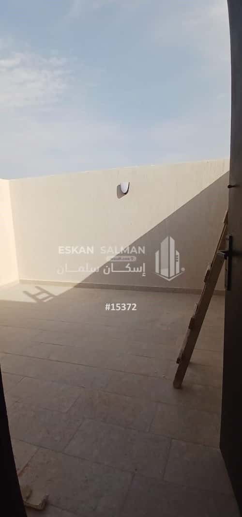 فيلا 312 متر مربع شمالية على شارع 18م المعيزيلة، شرق الرياض، الرياض