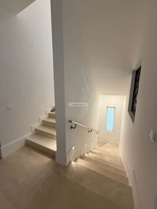 فيلا 390 متر مربع واجهة شرقية ب 5 غرف القيروان، شمال الرياض، الرياض