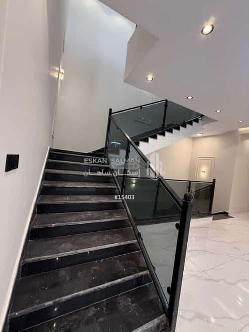 فيلا 480.37 متر مربع شمالية على شارع 16م الدفاع، المدينة المنورة