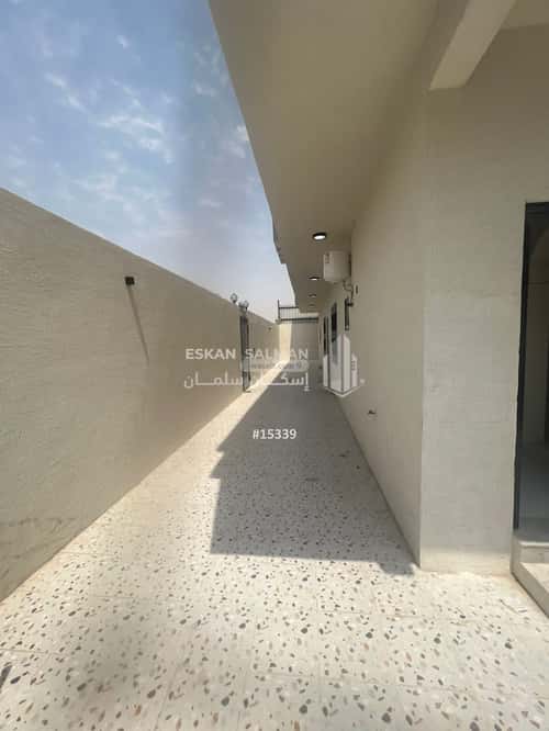 Apartment with 5 Bedrooms Uhod, Aldammam