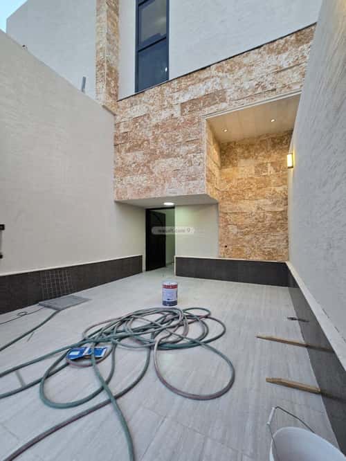 Floor 248.38 SQM with 3 Bedrooms Al-Qadisiyah, East Riyadh, Riyadh