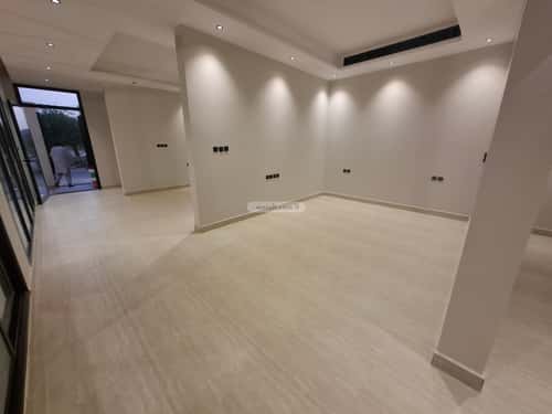 Villa 226 SQM facing East on 12m width street السعادة، شرق الرياض، الرياض