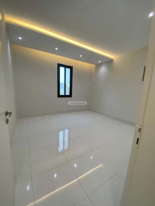 شقة 5 غرف في الريان