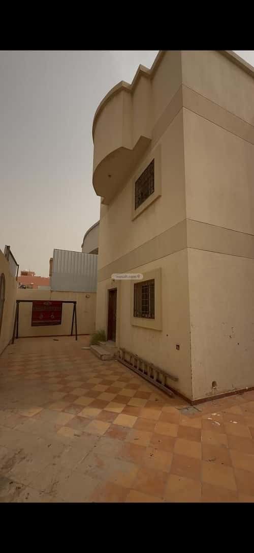 Villa 310 SQM Facing North on 15m Width Street Al-Muanisiyah, East Riyadh, Riyadh