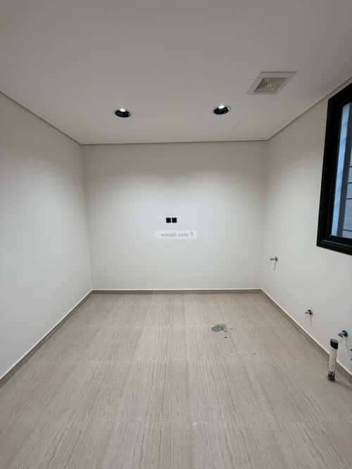 Apartment with 4 Bedrooms Al Bayan, East Riyadh, Riyadh