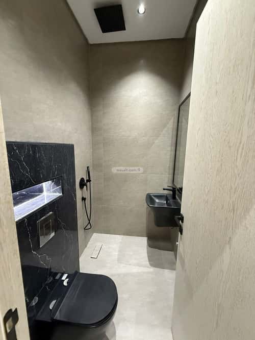 شقة 5 غرف في الرمال