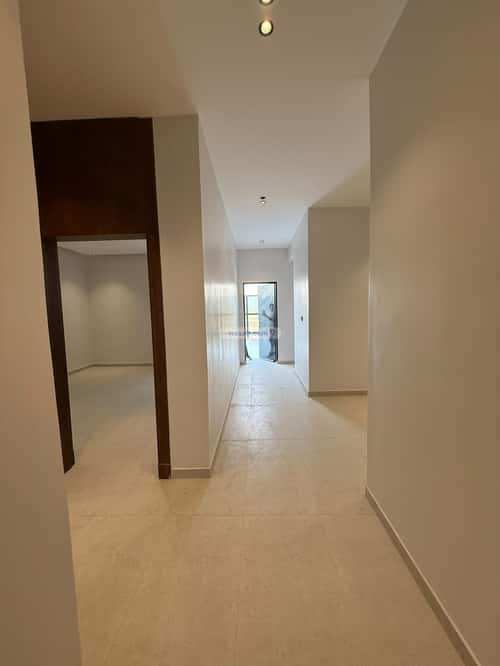 Apartment 315 SQM with 7 Bedrooms Al-Janadriyah, East Riyadh, Riyadh