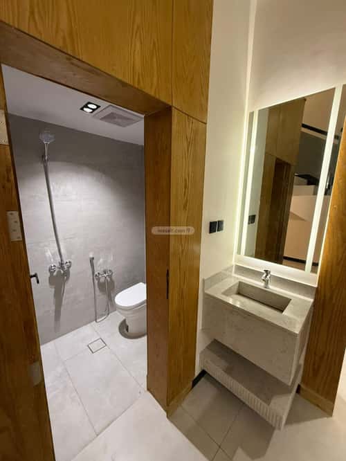 5 bedroom apartment in Al Janadriyah