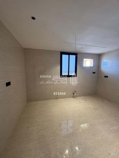 Floor 215 SQM with 7 Bedrooms The Airport, Jazan