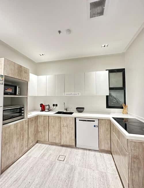 Apartment with 3 Bedrooms Al-Malqa, North Riyadh, Riyadh