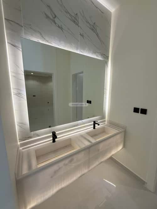 Villa 250 SQM Facing North on 20m Width Street Al Swaryee, North Jeddah, Jeddah