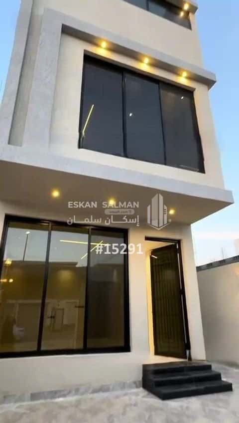 فيلا 334.97 متر مربع جنوبية على شارع 20م اللؤلؤ، الخبر