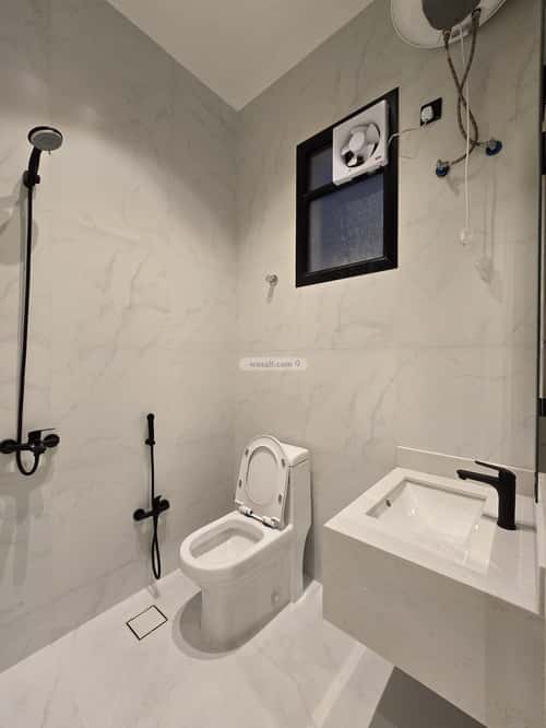 Apartment 180 SQM with 6 Bedrooms Al Ma'Ala, Ahad Rafidah