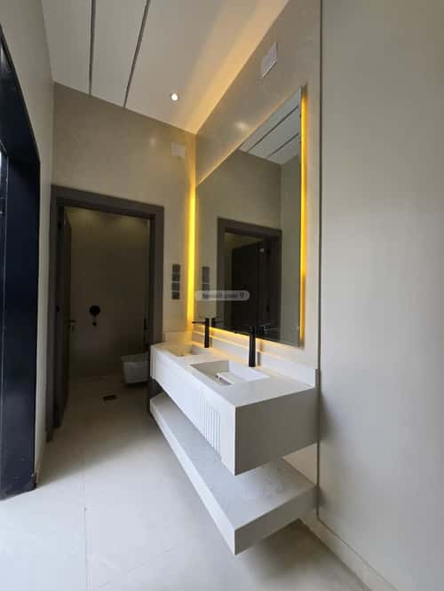 شقة ب 6 غرف سلطانة، أبها