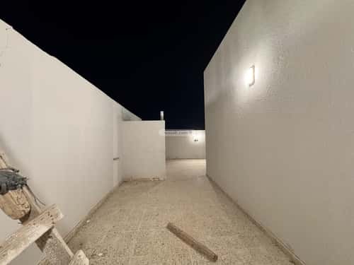 Floor 173 SQM with 4 Bedrooms Az-Zahra, West Riyadh, Riyadh